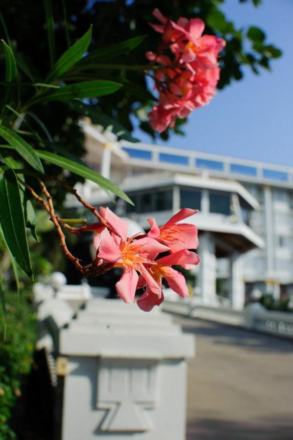 Hermitage Hotel Korat-Sha Nakhonratchasima Εξωτερικό φωτογραφία