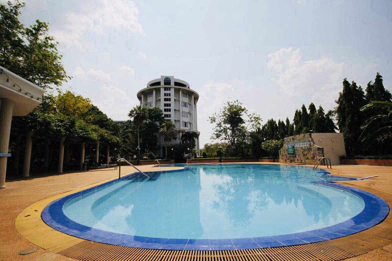 Hermitage Hotel Korat-Sha Nakhonratchasima Εξωτερικό φωτογραφία